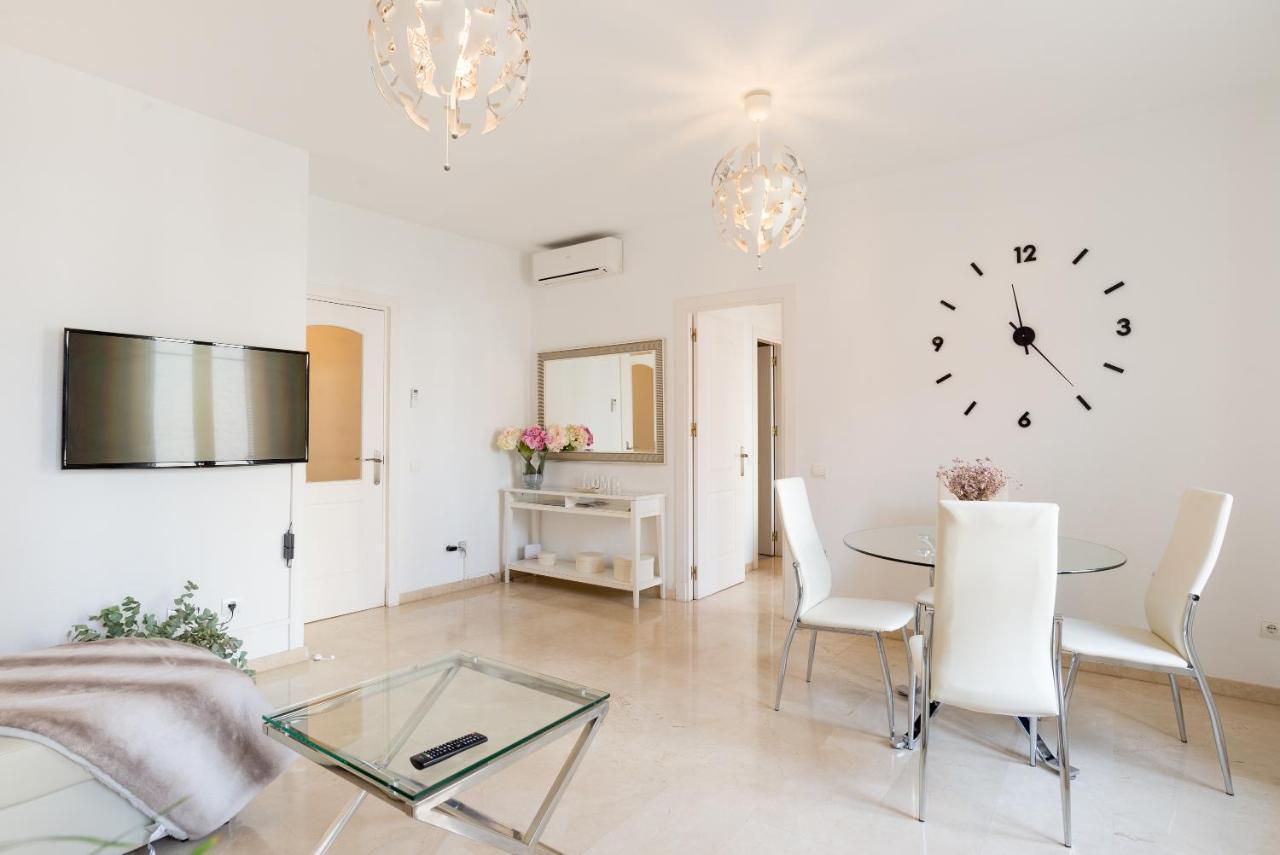 Agua I & Seasonal Pool By Ele Apartments Malaga Luaran gambar