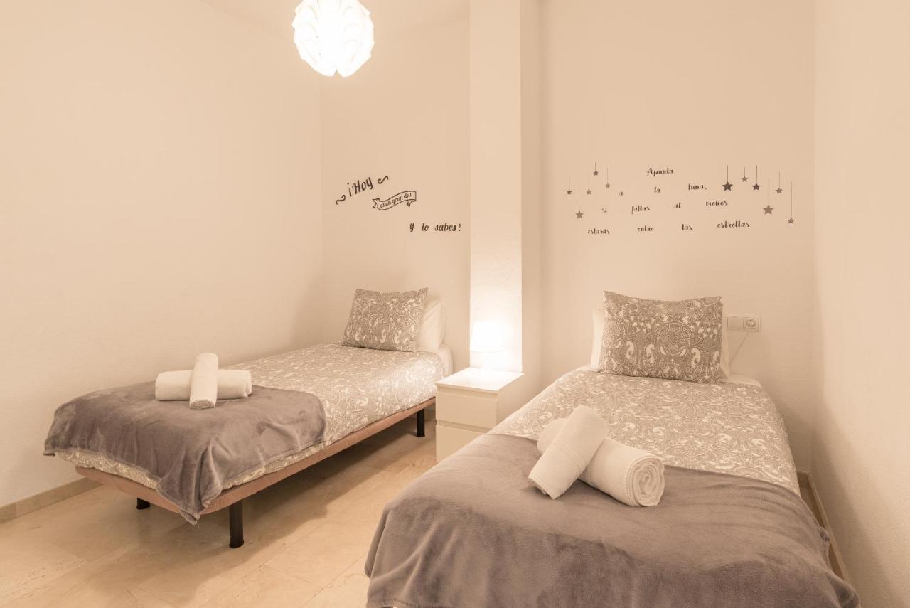 Agua I & Seasonal Pool By Ele Apartments Malaga Luaran gambar